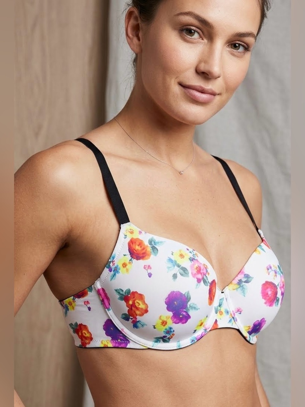 PINK by Victorias SECRET push up bra.
